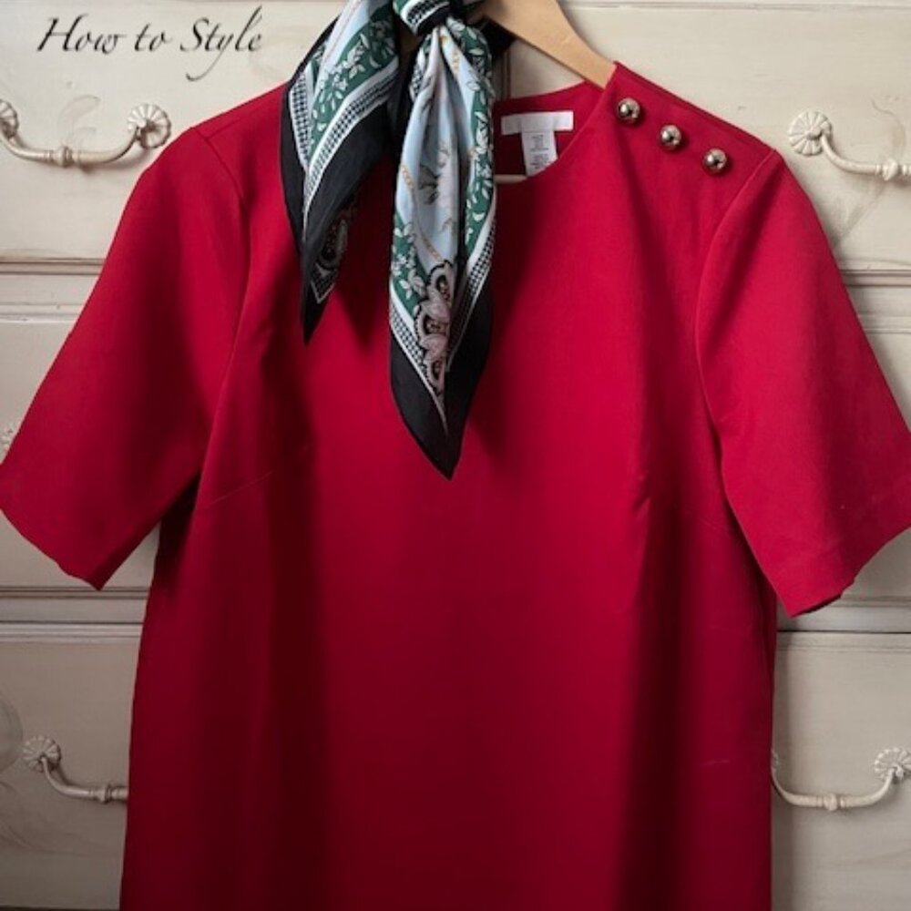 H&M red mini shift dress short sleeved w/ gold colored buttons